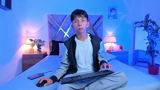 Hyunjin_Son webcams show profile image 