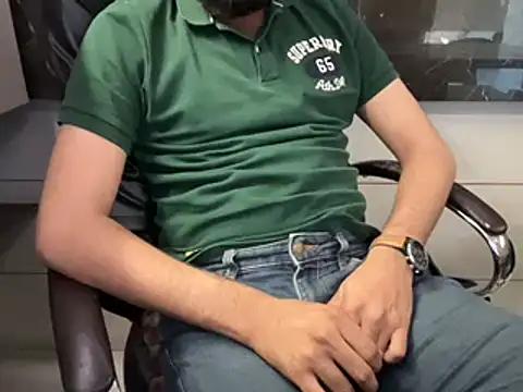 iamabigdickindian from StripChat