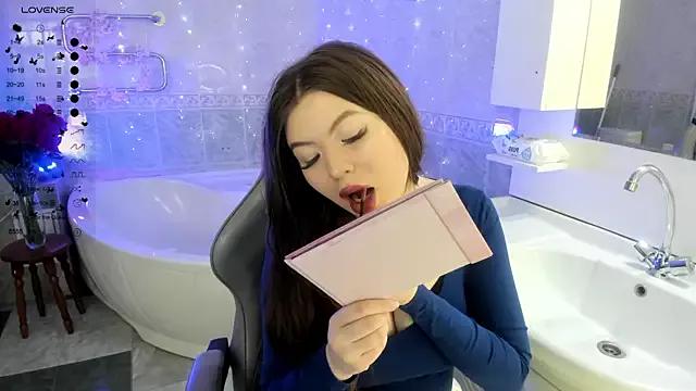 IamAdel from StripChat