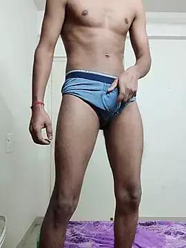 iamharryy from StripChat is Freechat