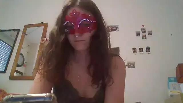 iamMoonly from StripChat