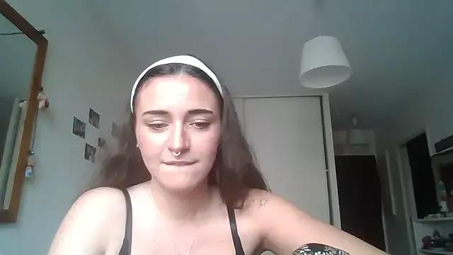 iamMoonly from StripChat