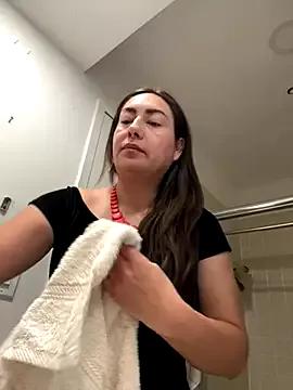 IAmScarlettLove from StripChat is Freechat