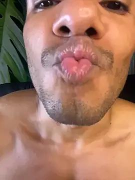 IAN_KNOX from StripChat is Freechat