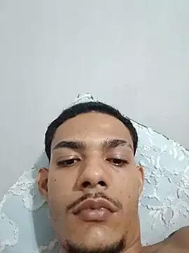 Iguiinhoo69 webcams show profile image 