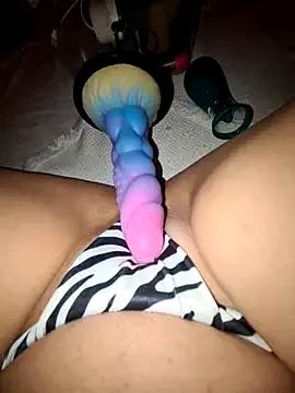 Iitaniee from StripChat