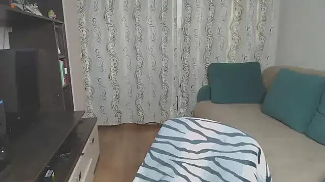 Illusionq from StripChat