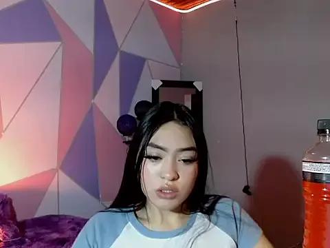 Im__maddy from StripChat