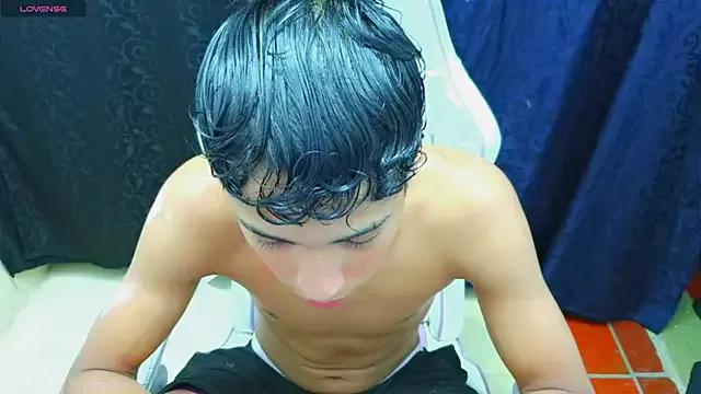 Photos of Im_david02 from StripChat is Freechat