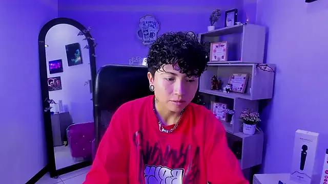 Dirty chat webcam: explore liveshows with versed models, from laying bare to fetishes, in a variety of sexy free adult webcams.