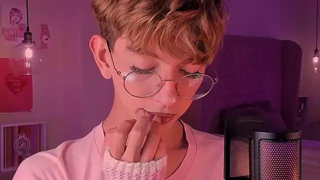 imDamiano from StripChat is Freechat