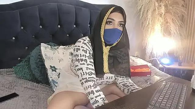 Inaya_Khalifa from StripChat is Freechat