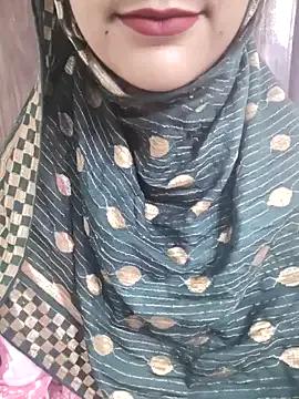 Indian-Aleena from StripChat is Freechat