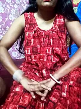 Indian-oyo-boudi from StripChat is Freechat