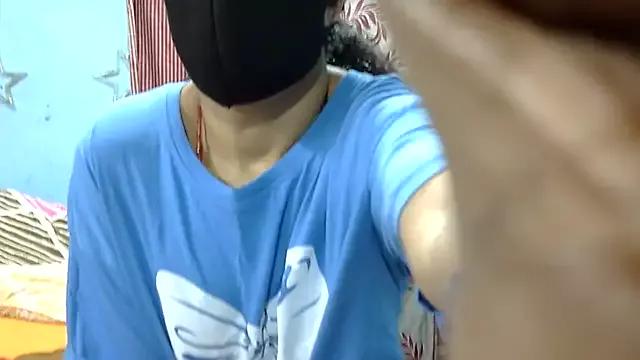 Indian_Horny_Wife from StripChat