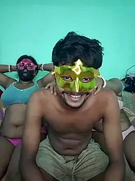 Photos of Indian_threesom_4 from StripChat is Freechat