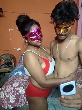 Indiancouplehub from StripChat