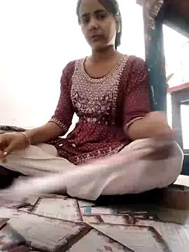 indiancute43 from StripChat