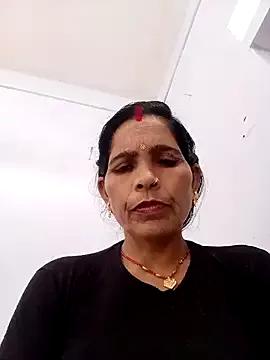 Indiangueen from StripChat