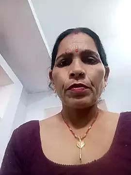 Indiangueen from StripChat is Freechat