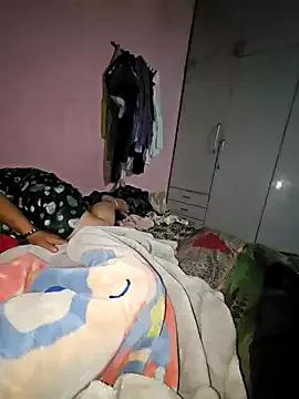 indianhotwife639 from StripChat