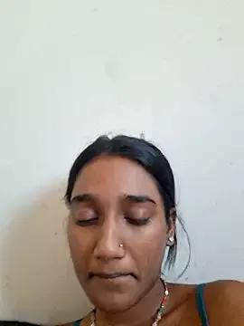 indianpink_lips from StripChat