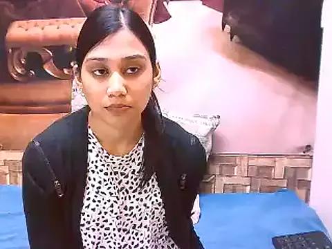 IndianPrettySmile from StripChat