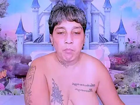 indianroxy from StripChat