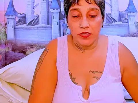 indianroxy from StripChat