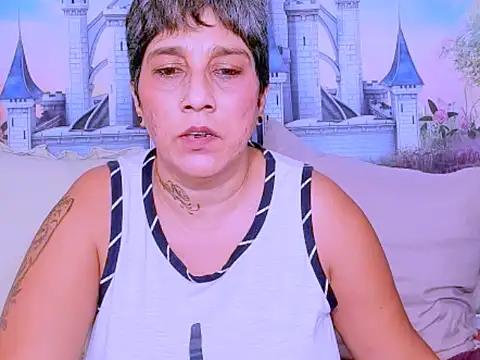 indianroxy from StripChat