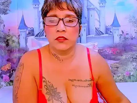 indianroxy from StripChat