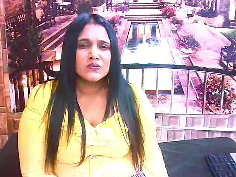 IndianSexyLady4u from StripChat is Freechat