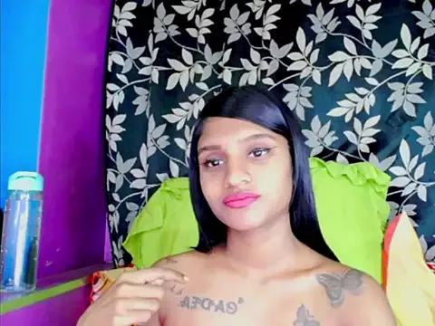 Indiansumaya webcams show profile image 