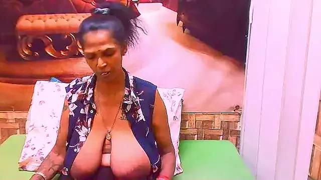Photos of IndianVanya4u2u from StripChat is Private