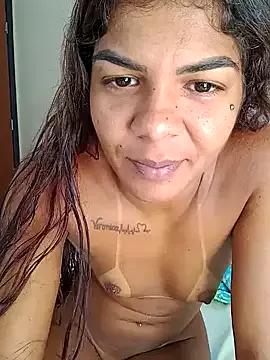Indiazinhax from StripChat