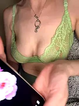 indie-rayne from StripChat