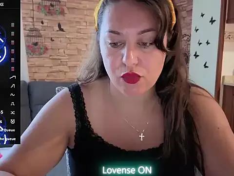 InfinityLotus from StripChat