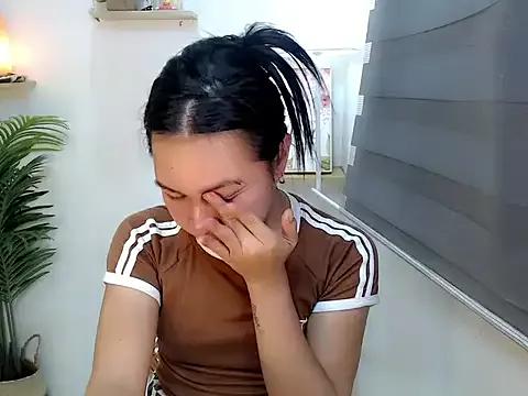 Innocent_katty from StripChat