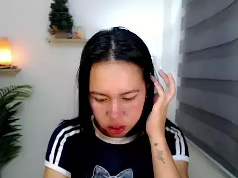 Innocent_katty from StripChat