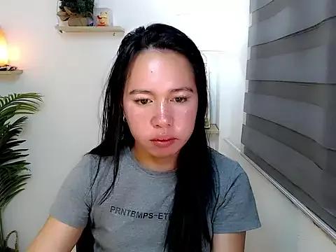 Innocent_katty from StripChat