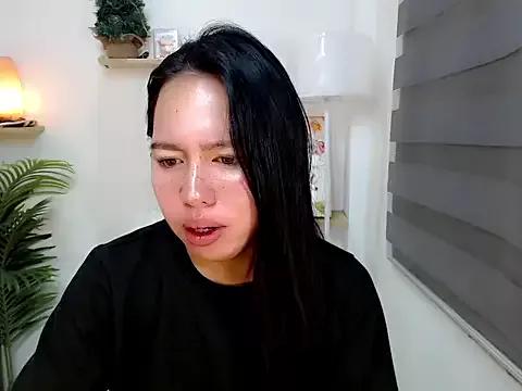 Innocent_katty from StripChat