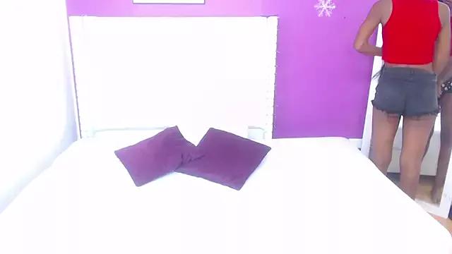 innocent_sexybaby from StripChat is Freechat