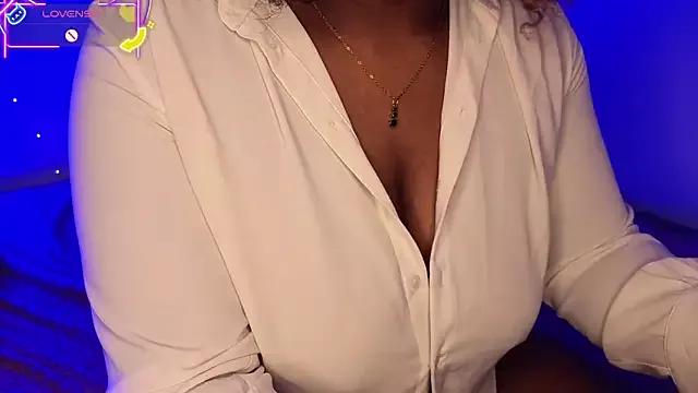 iridesa- from StripChat