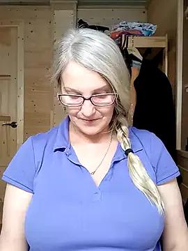 irinamaux from StripChat