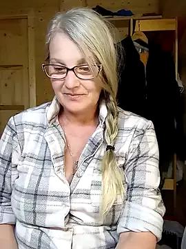 irinamaux from StripChat