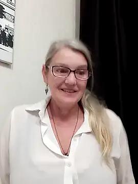 irinamaux from StripChat