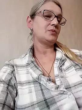 irinamaux from StripChat