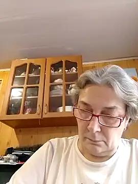 IrinaSweet54 from StripChat
