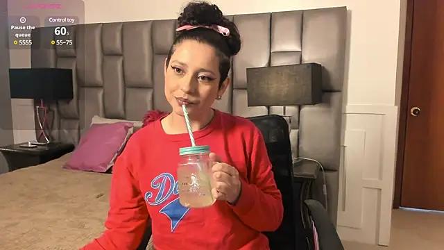 IrinaSweett from StripChat