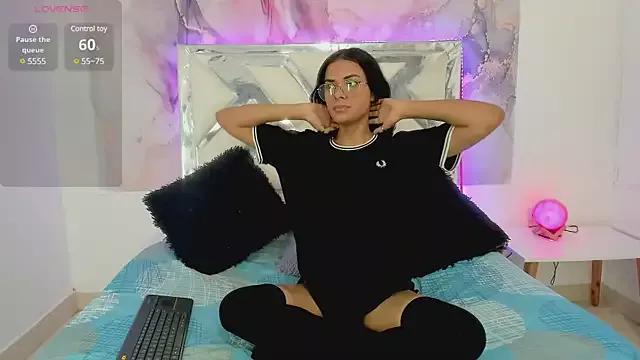 iris_gray_ from StripChat